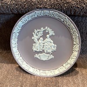 Wedgwood Vintage Lilac Valentine’s Day Plate 1982